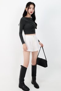 DEFECT | Casa Co-ord Highwaist Shorts in White in XXS DEFECT | Casa Co-ord Highwaist Shorts in White in XXS