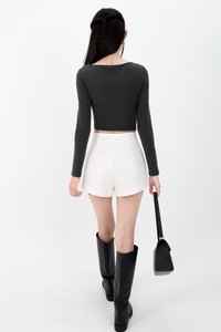 DEFECT | Casa Co-ord Highwaist Shorts in White in XXS DEFECT | Casa Co-ord Highwaist Shorts in White in XXS