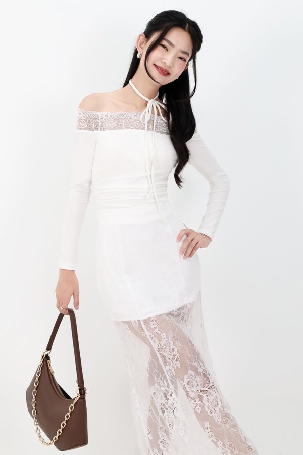 Leora Lace Offshoulder Top in White