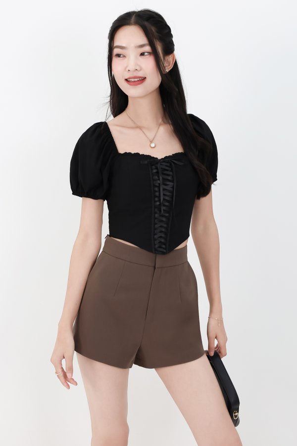 Casa Co-ord Highwaist Shorts in Cool Brown