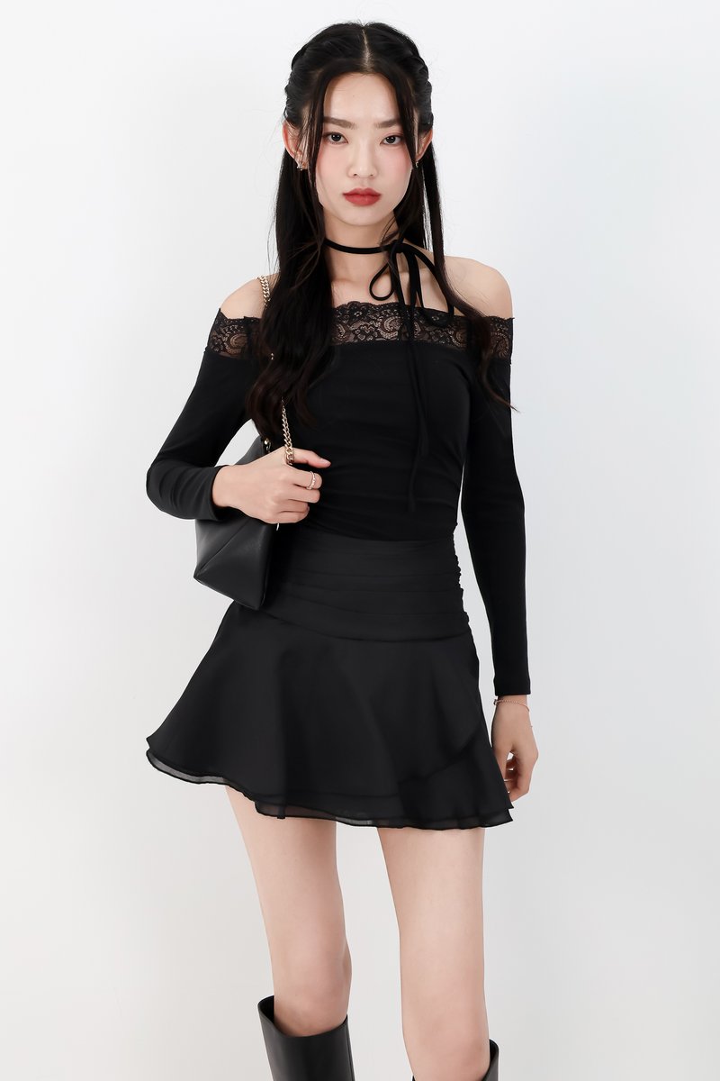 RESTOCKS | Leora Lace Offshoulder Top in Black