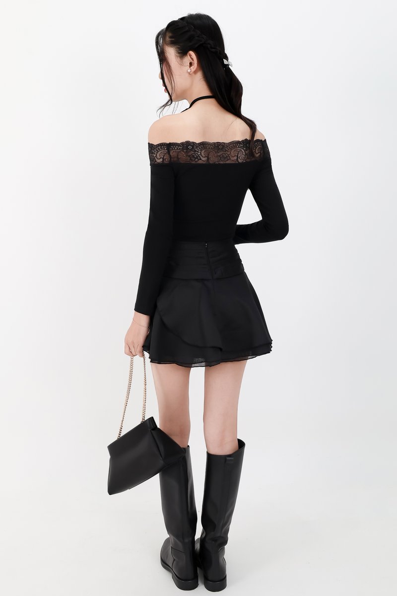 RESTOCKS | Leora Lace Offshoulder Top in Black
