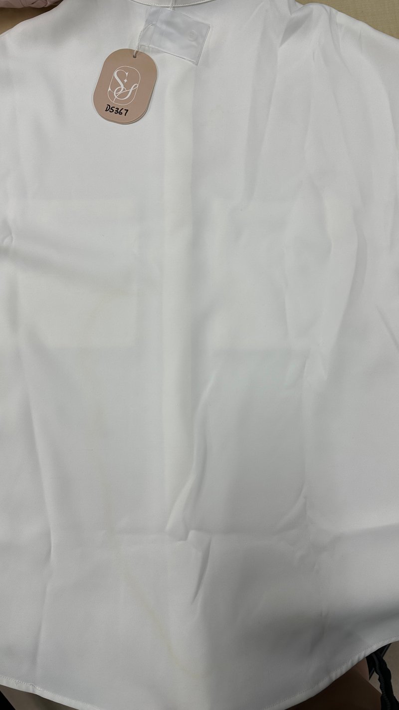 DEFECT | Men Mandarin Collar Shirt in White in L