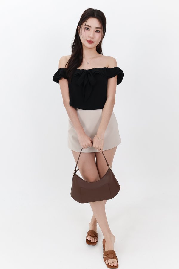 Orene Offshoulder Bow Blouse in Black