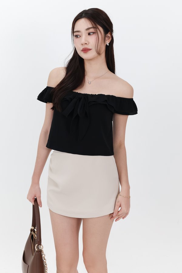 Orene Offshoulder Bow Blouse in Black