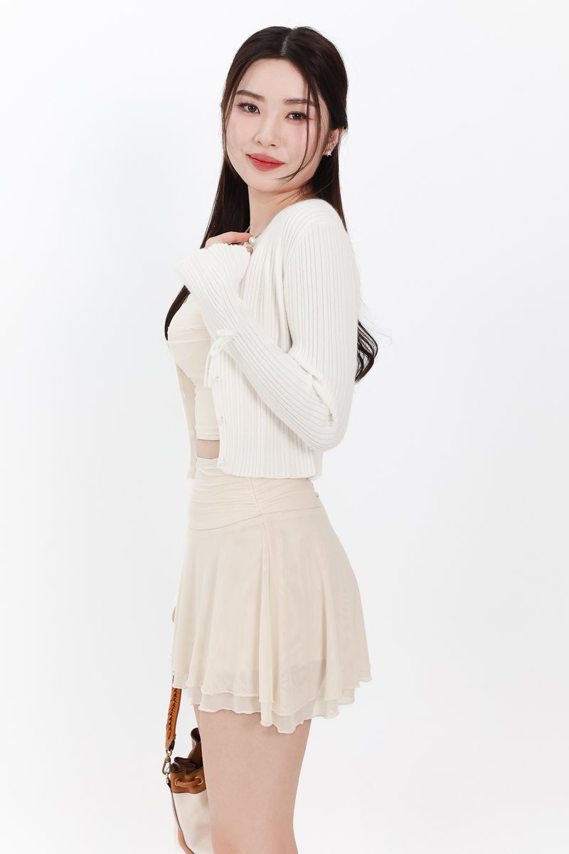 DEFECT | Briella Button Up Knit Cardigan in White in M