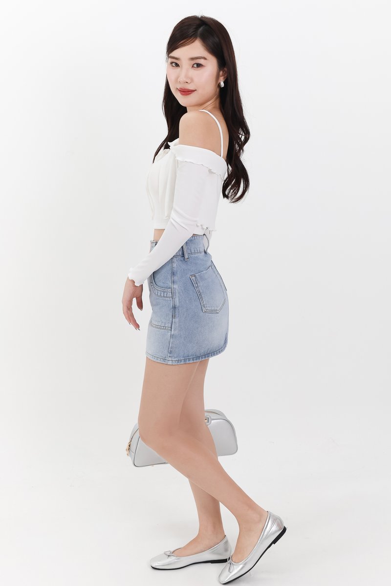 Danny Double Button Denim Skorts in Light Wash
