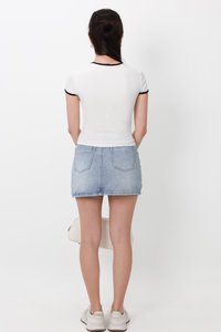 Corrine Contrast Trim Baby Tee in Black x White