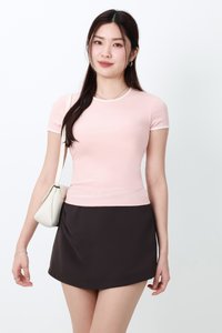 Corrine Contrast Trim Baby Tee in White x Pink