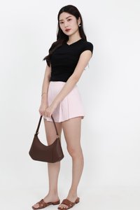Bera Basic Ruched Tee in Black