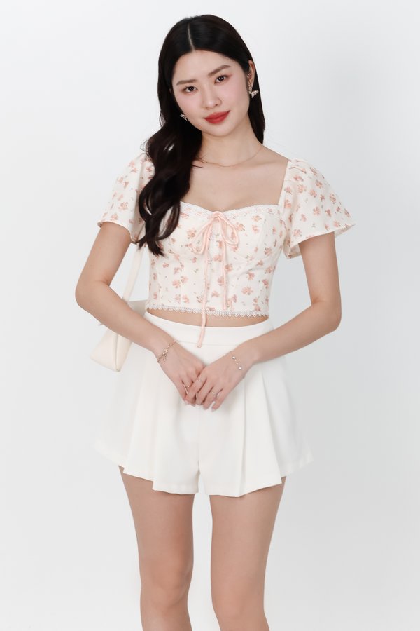 Felicia Floral Flutter Sleeve Top in Blush Pink Felicia Floral Flutter Sleeve Top in Blush Pink