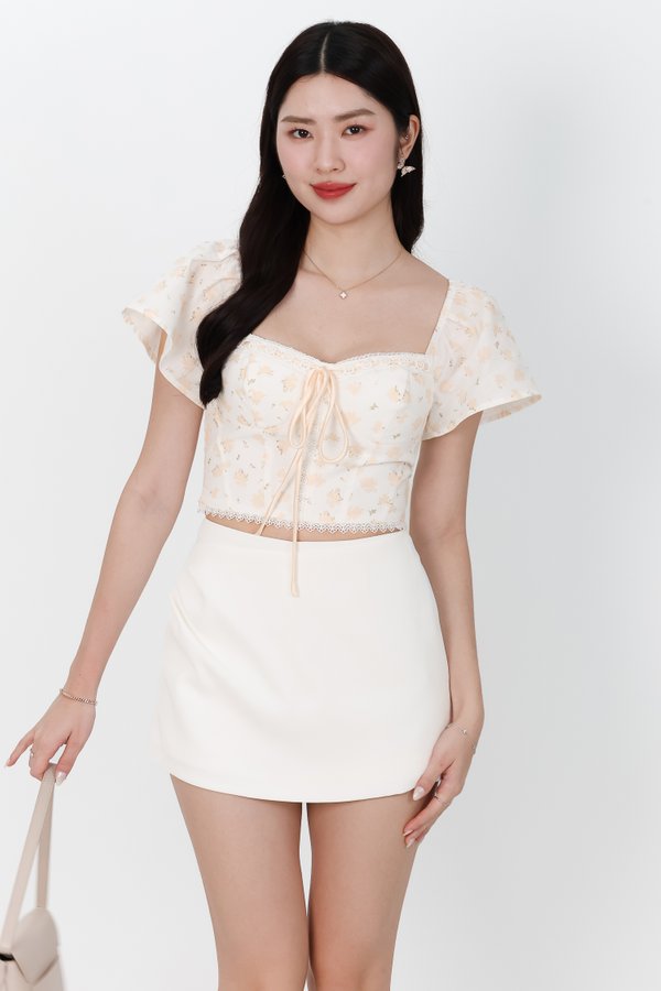 DEFECT | Rumi Ruched Skorts in White in M DEFECT | Rumi Ruched Skorts in White in M