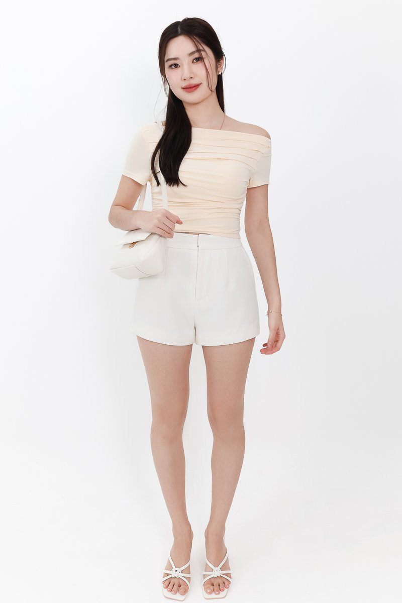 Ori One Shoulder Ruched Tee in Pale Yellow