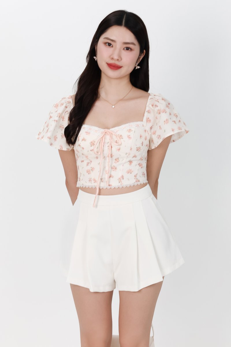 Felicia Floral Flutter Sleeve Top in Blush Pink