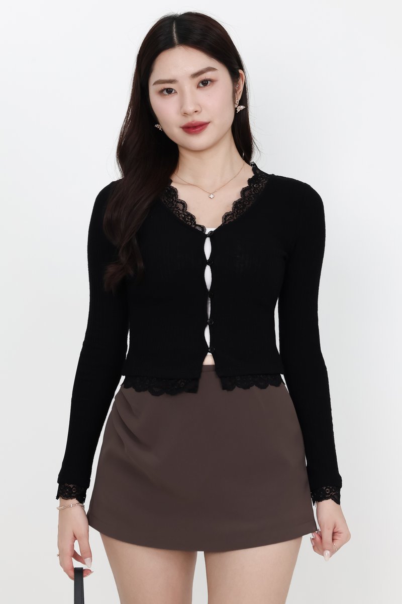 Rumi Ruched Skorts in Dark Brown