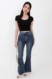 Rwella Ruched Round Neck Tee in Black