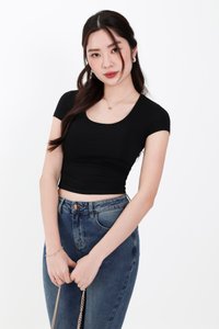 Rwella Ruched Round Neck Tee in Black