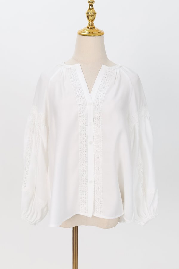 SALE EXCLUSIVE | Cindy Crochet Sleeved Top in White