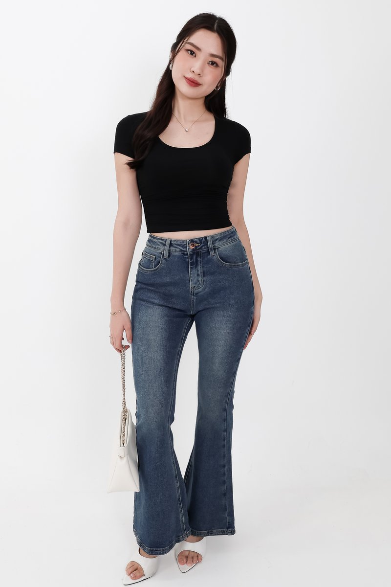 Rwella Ruched Round Neck Tee in Black