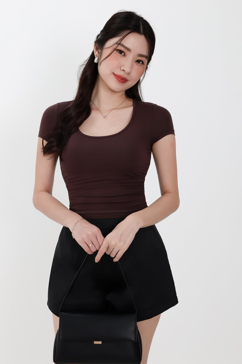 Rwella Ruched Round Neck Tee in Dark Brown