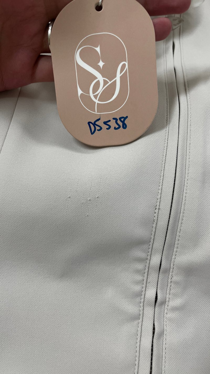 DEFECT | Clarie Co-ord Button Top in Greige in L DEFECT | Clarie Co-ord Button Top in Greige in L