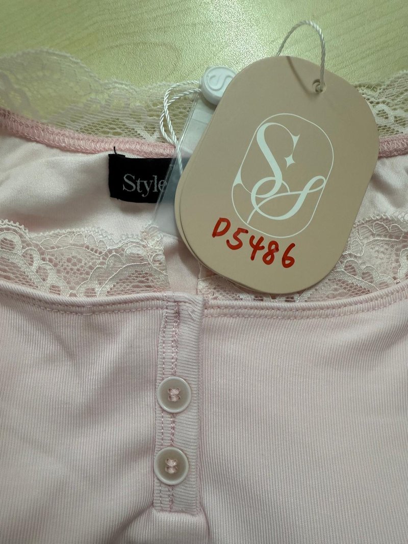 DEFECT | Lasey Lace Trim Sleeved Top in Light Pink in XS