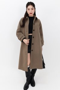 Wynnie Wool Coat in Etoupe