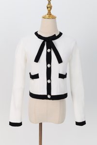 Casrine Contrast Knit Sweater in Black x White