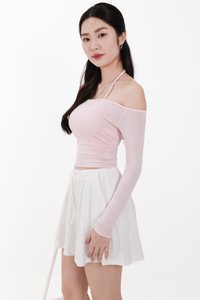 Ode Offshoulder Halter Sleeved Top in Light Pink