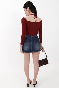 Ode Offshoulder Halter Sleeved Top in Muted Red