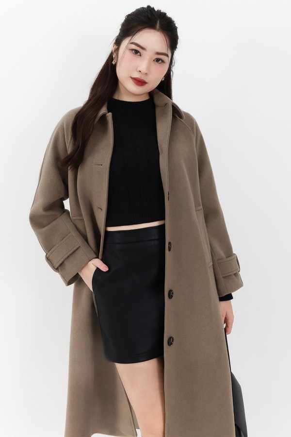Wynnie Wool Coat in Etoupe