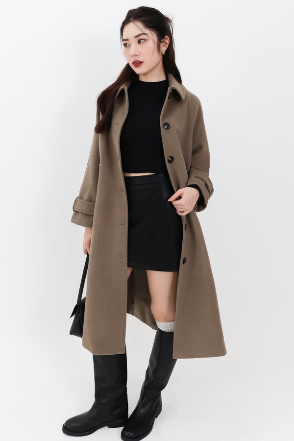 Wynnie Wool Coat in Etoupe