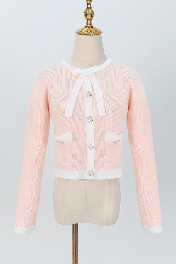 Casrine Contrast Knit Sweater in Cream White X Pink