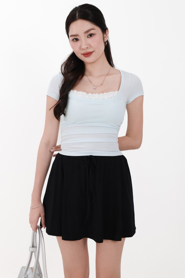 Carol Co-ord Contrast Tee in Pale Mint