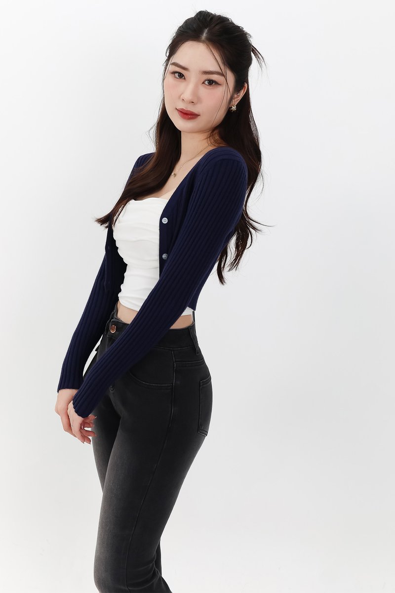 SALE EXCLUSIVE | Berlini Basic Knit Cropped Cardigan in Navy