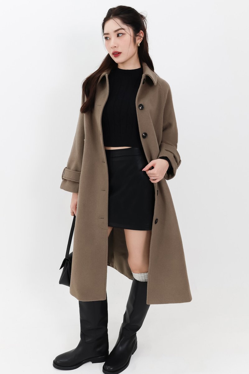 Wynnie Wool Coat in Etoupe