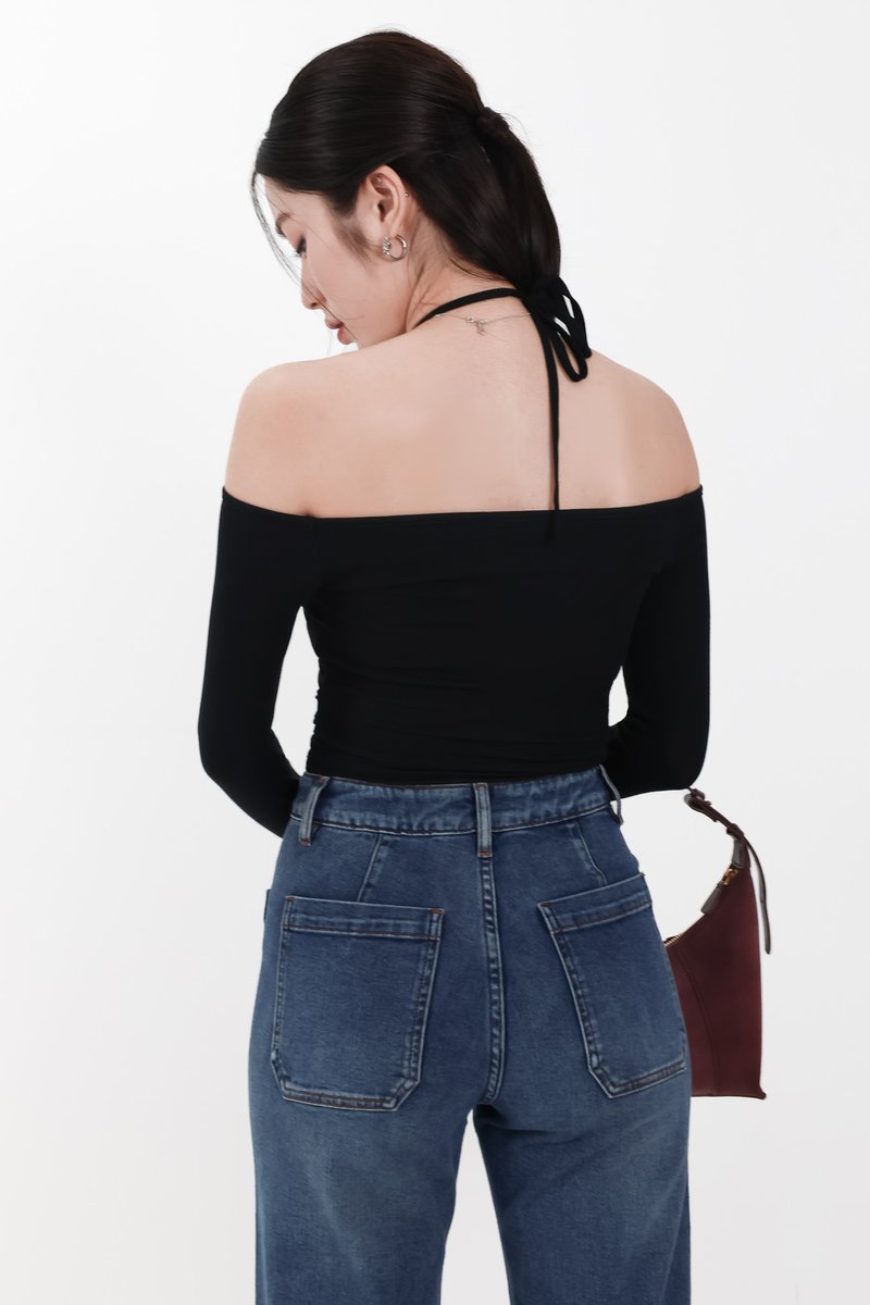 Ode Offshoulder Halter Sleeved Top in Black