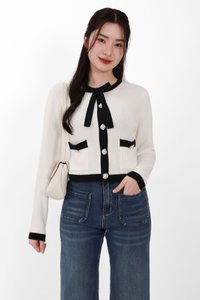 Casrine Contrast Knit Sweater in Black x White