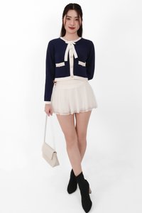 Casrine Contrast Knit Sweater in Cream White X Midnight