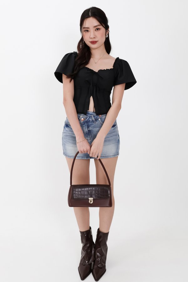 Frida Flutter Sleeved Top in Black