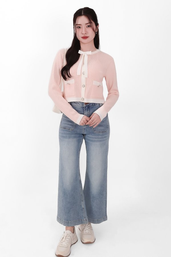 Casrine Contrast Knit Sweater in Cream White X Pink