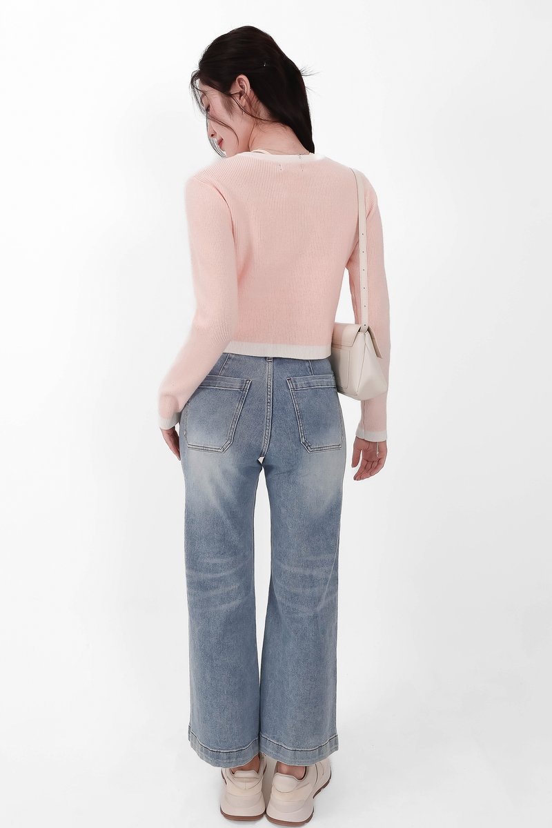 Casrine Contrast Knit Sweater in Cream White X Pink