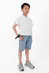 CNY2026 | Casual Boy Pocket Tee in White