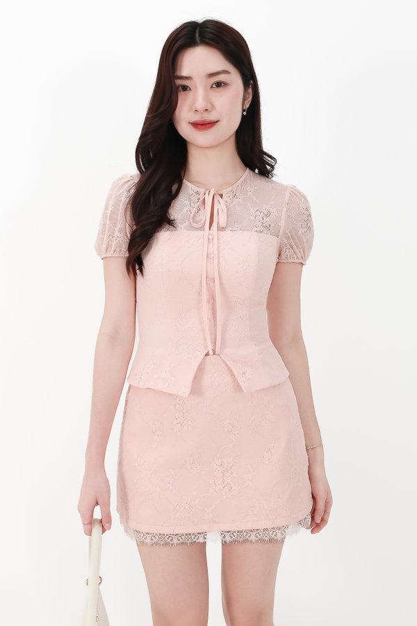 DEFECT | Lorelle Lace Sleeved Puffy Sleeve Top in Blush Pink in L
