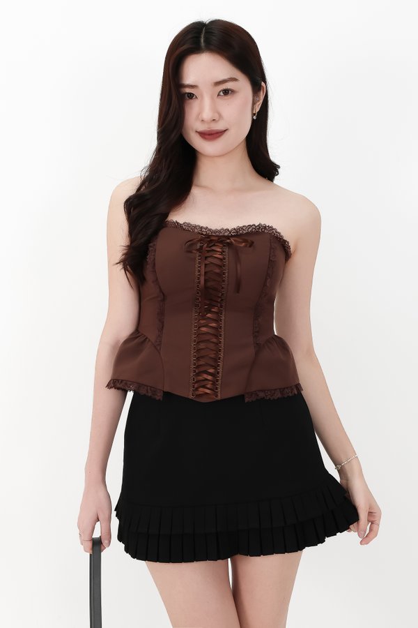 DEFECT | Fynn Flutter Skorts in Black in S