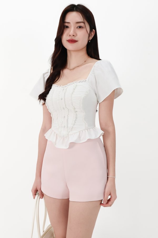 DEFECT | Fora Flutter Sleeve Sweetheart Top in White in L