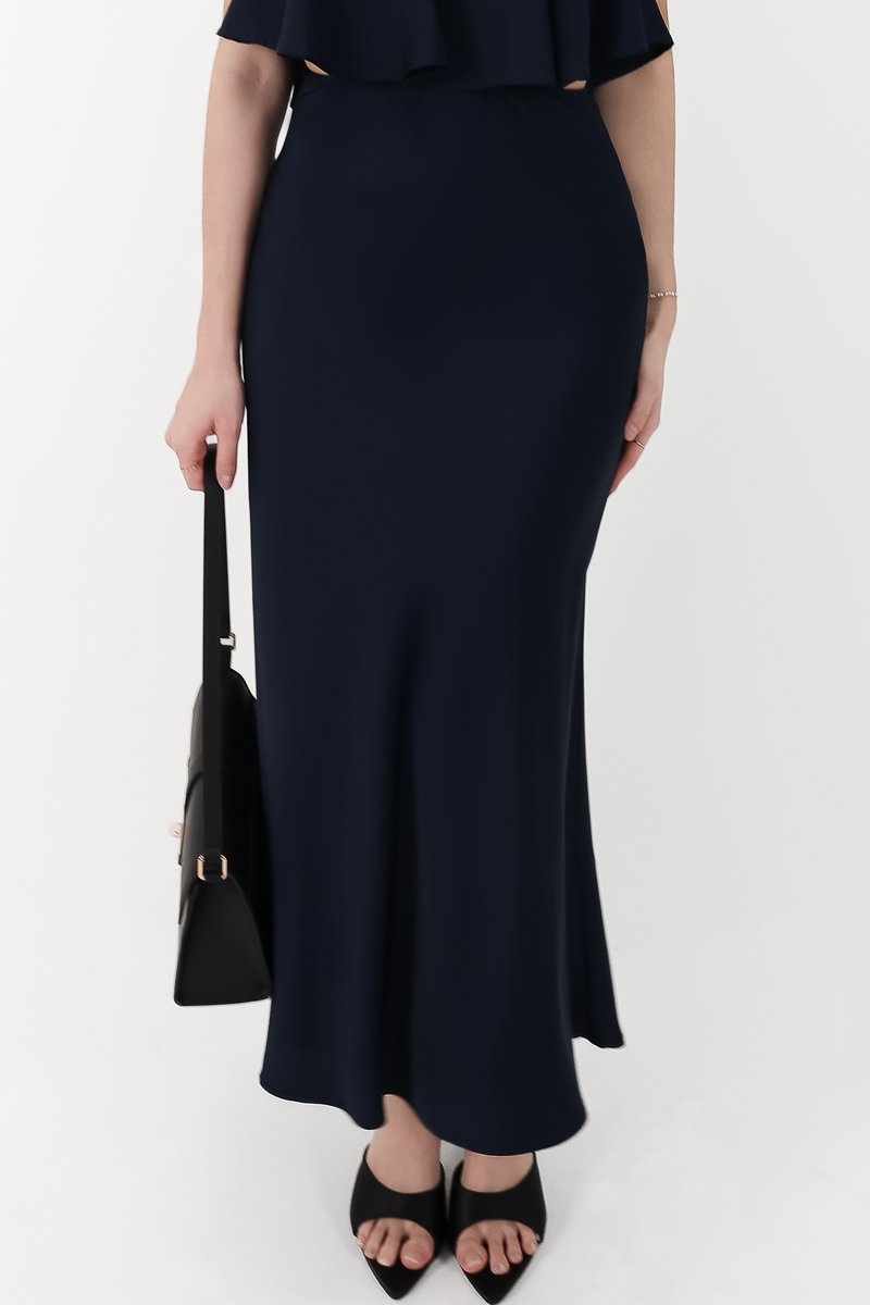 CNY2026 | Stephanie Satin Co-ord Maxi Skirt in Midnight ( Petite Length )