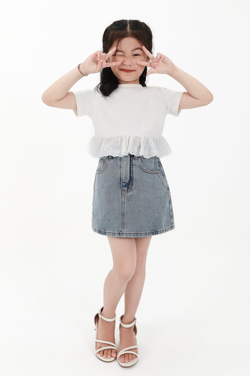 CNY2026 | Casual Girl Eyelet Hem Tee in White