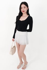 SALE EXCLUSIVE | Bennie Bell Sleeve Top in Black