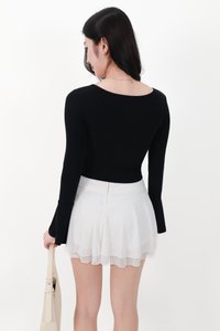 SALE EXCLUSIVE | Bennie Bell Sleeve Top in Black